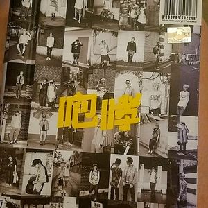 EXO The First Album XOXO//REPACKAGE